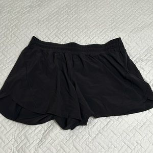 LuLuLemon Track-That Shorts 5”